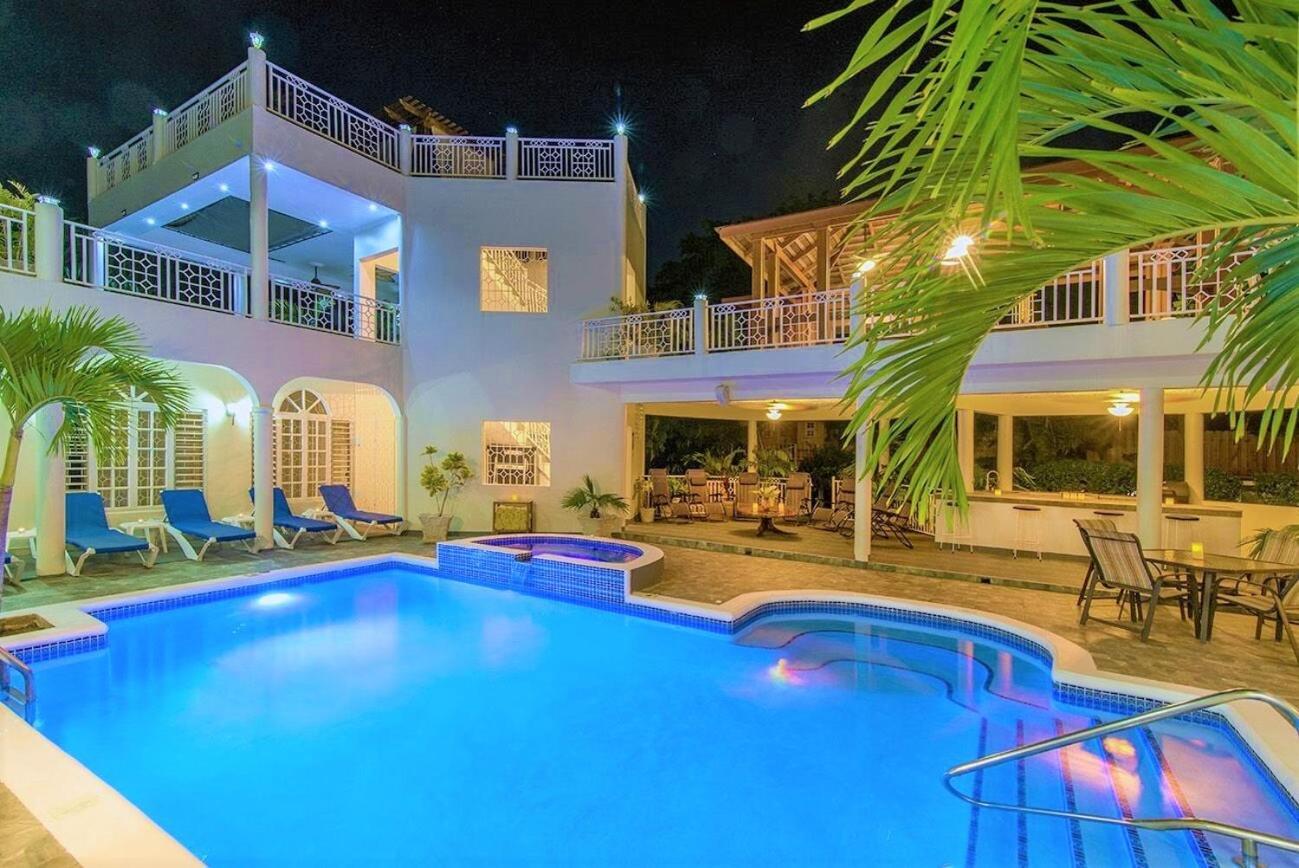 Mais Oui Villa Discovery Bay Εξωτερικό φωτογραφία