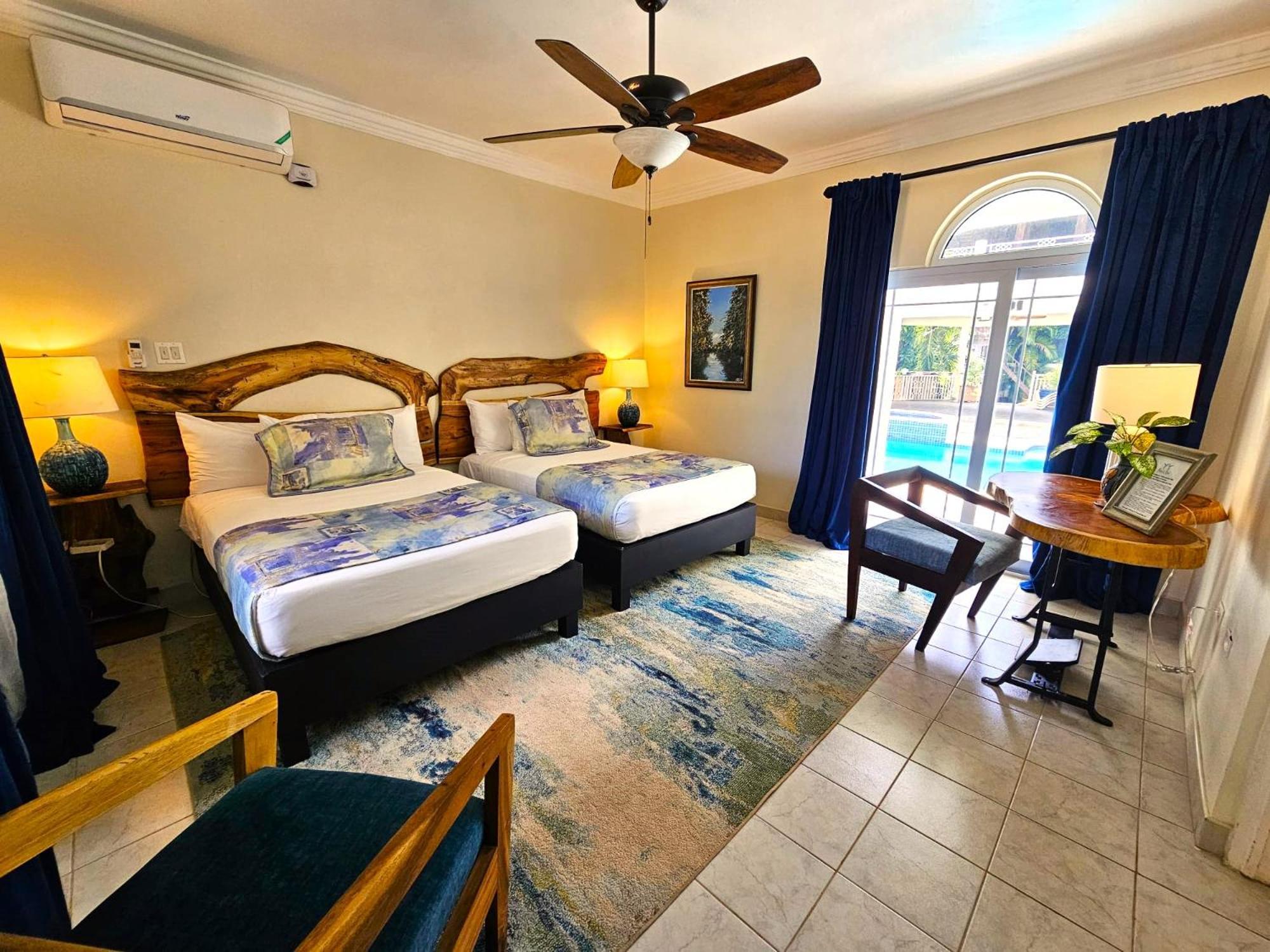 Mais Oui Villa Discovery Bay Εξωτερικό φωτογραφία